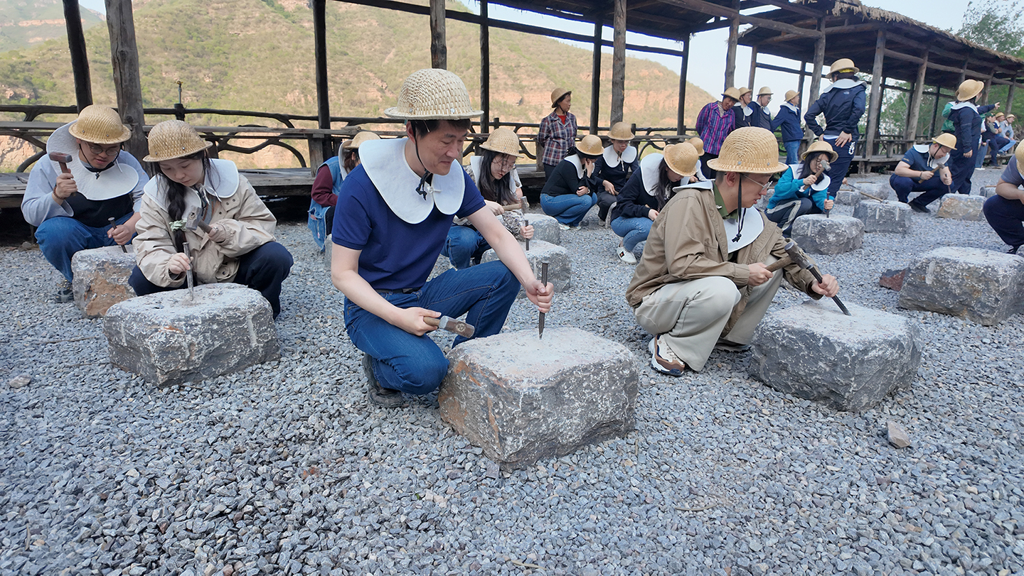 1745834018381005.jpg 1745834018381005.jpg